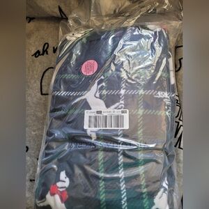 VS PINK SEALED! 50X60 SHERPA BLANKET!